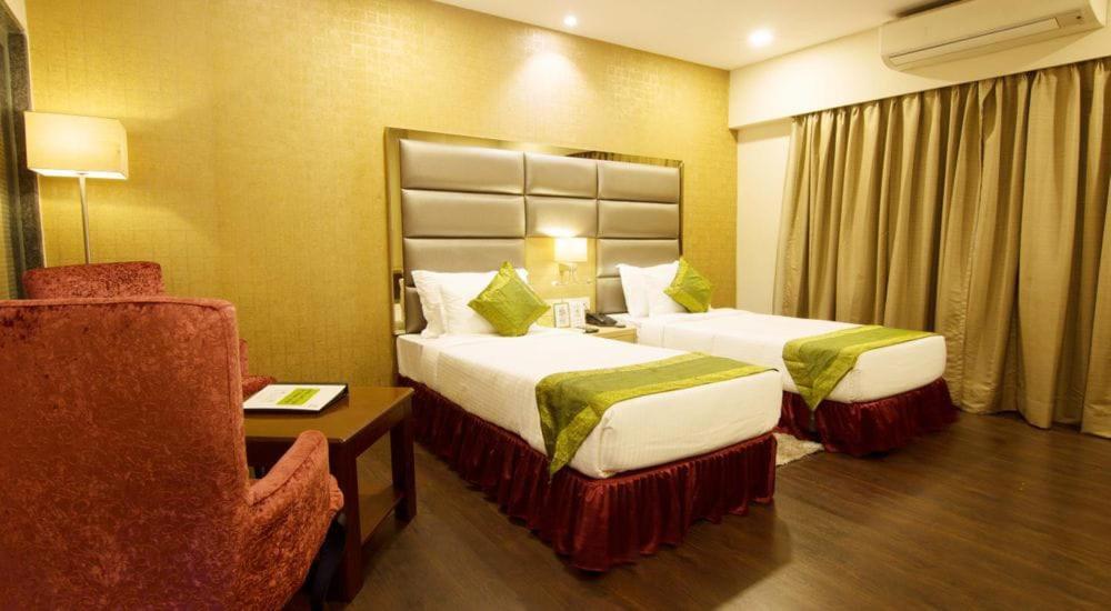 Kc Manor Hotel Jamshedpur Exterior photo