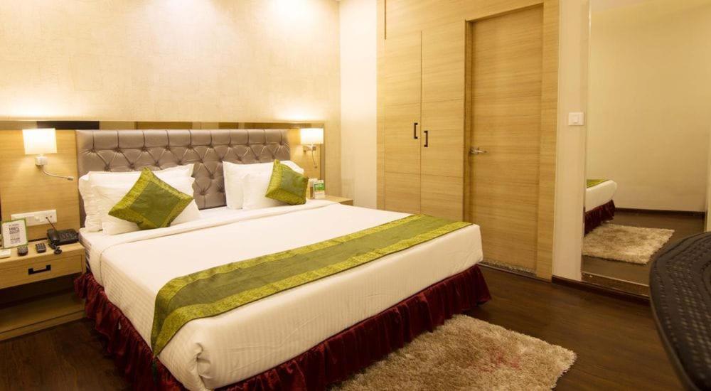 Kc Manor Hotel Jamshedpur Exterior photo